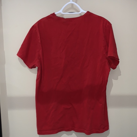 1981 Guess Jeans T-shirt, US Large, Red - Picture 2 of 3